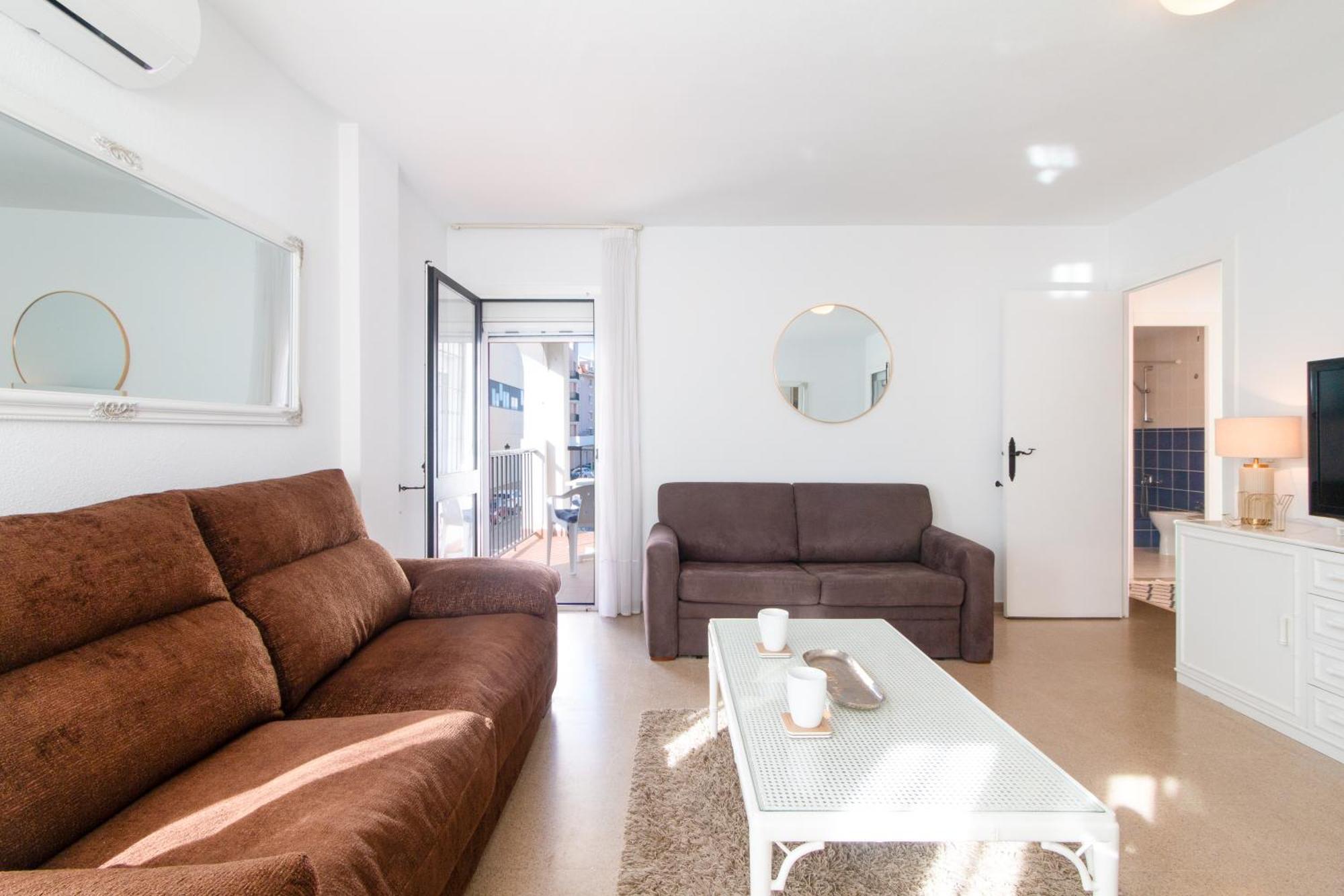 Close To The Beach, 5 Minutes Walk San Luis de Sabinillas Ngoại thất bức ảnh