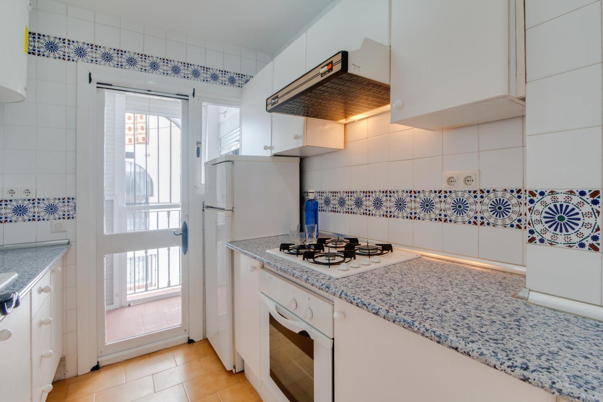 Close To The Beach, 5 Minutes Walk San Luis de Sabinillas Ngoại thất bức ảnh