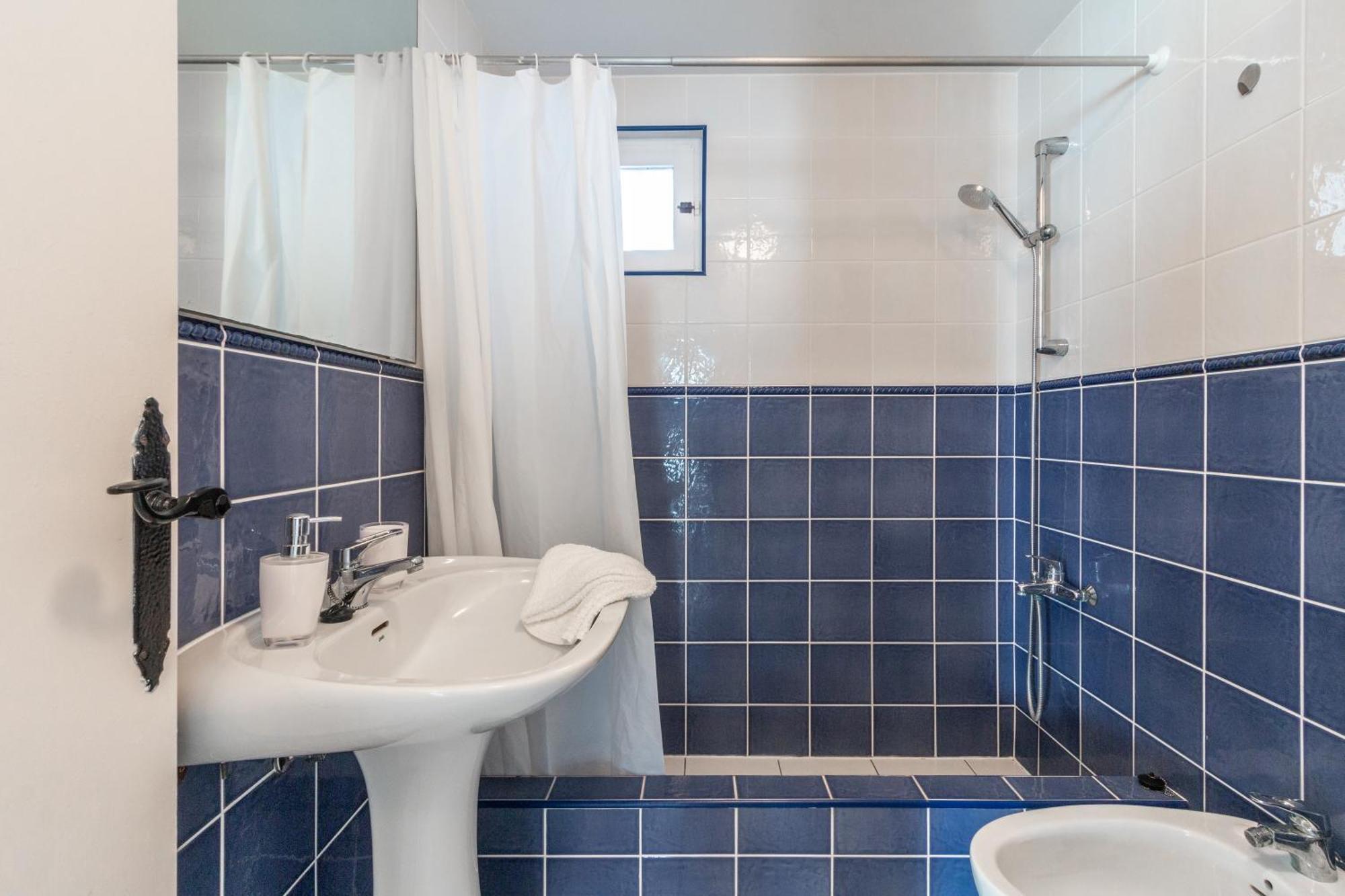 Close To The Beach, 5 Minutes Walk San Luis de Sabinillas Ngoại thất bức ảnh