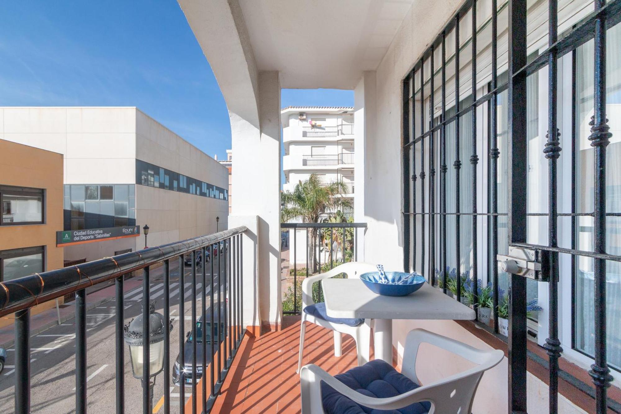 Close To The Beach, 5 Minutes Walk San Luis de Sabinillas Ngoại thất bức ảnh